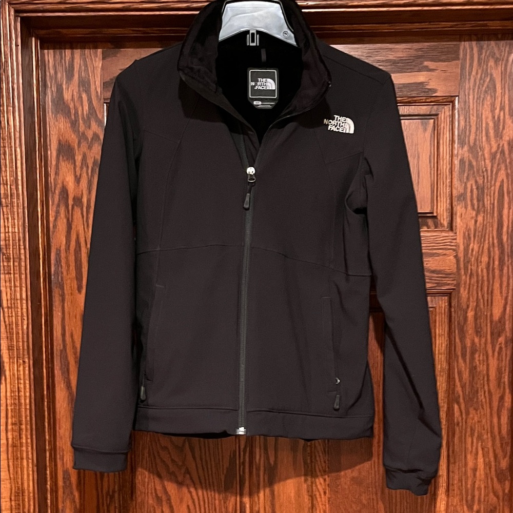 The North Face Black Softshell Jacket fuzzy lining - Small